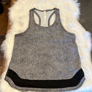 Lululemon Smooth Stride Tank in Sea Spray Alpine White Dark Chrome Size 6
